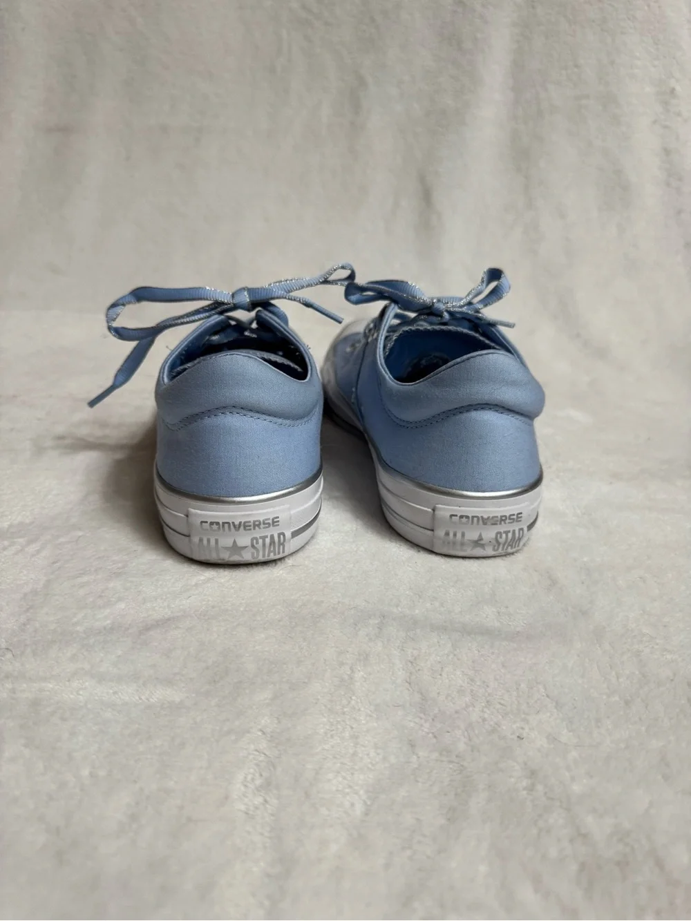 Converse Chuck Taylor All Star Madison OX - size 8